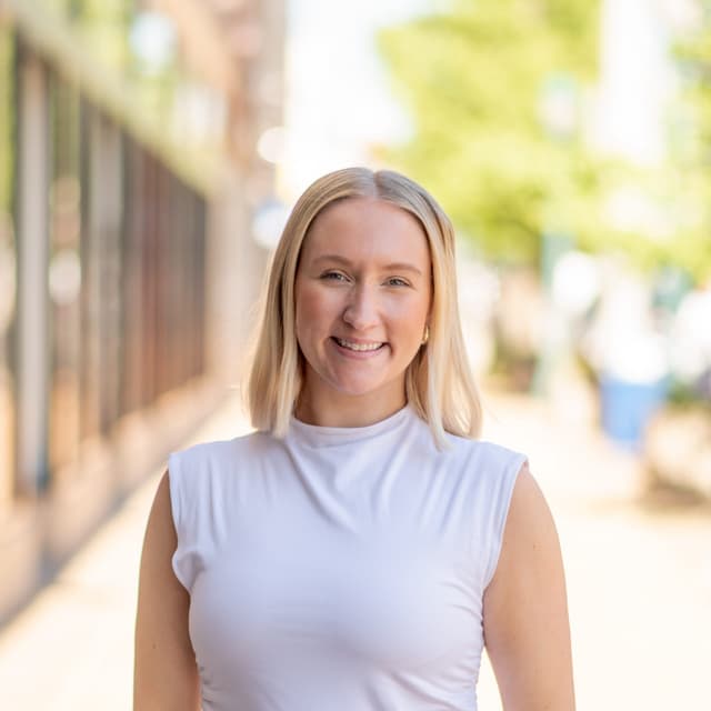 Grace Lepper headshot