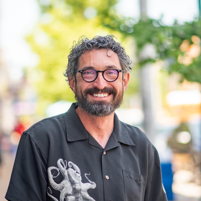 John Simanowitz headshot